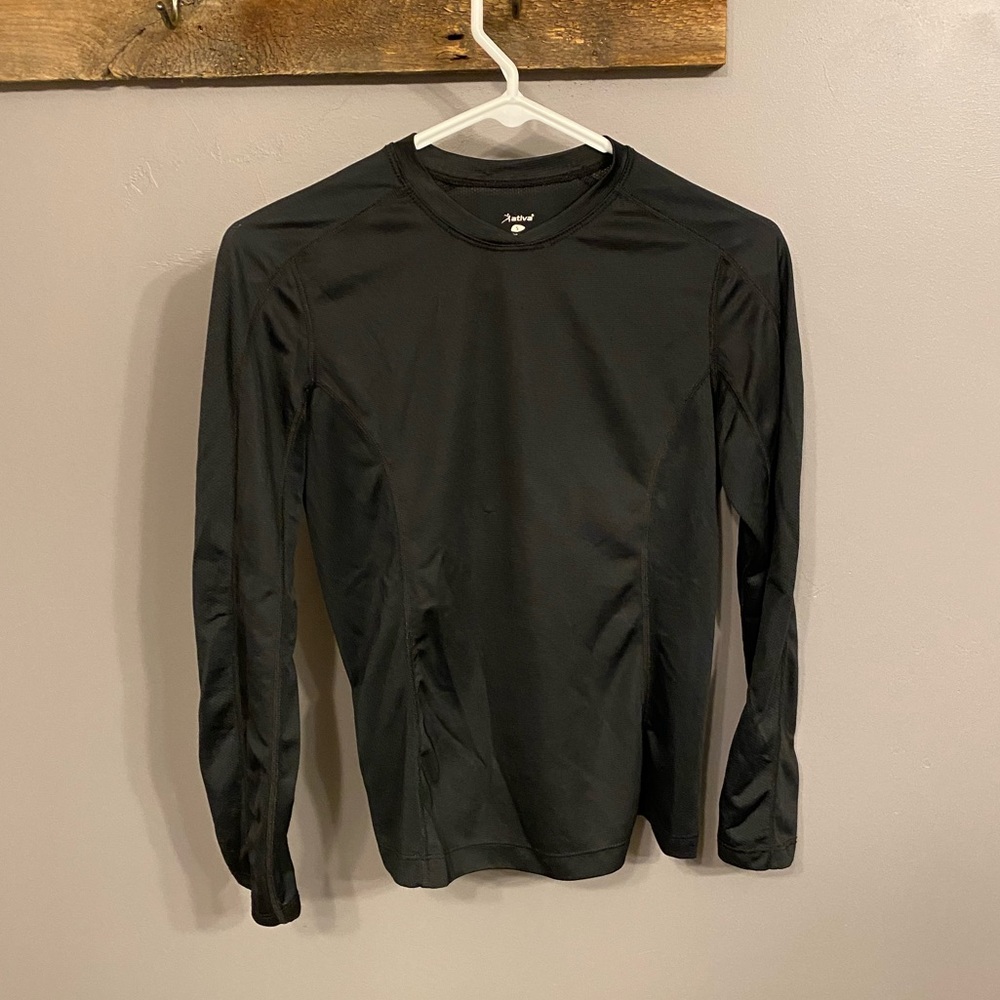 Black high performance undershirt
